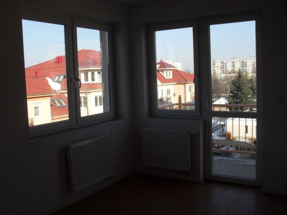 Eladó új építésű K-i tájolású, 55,8 m2-es lakás a Füredi Kapuban, Debrecenben.