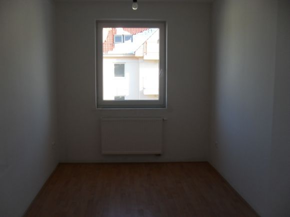 Eladó 5. emeleti, 2 szobás, 55,8 m2-es, keleti tájolású új építésű lakás Debrecenben a Füredi kapu lakóparkban.