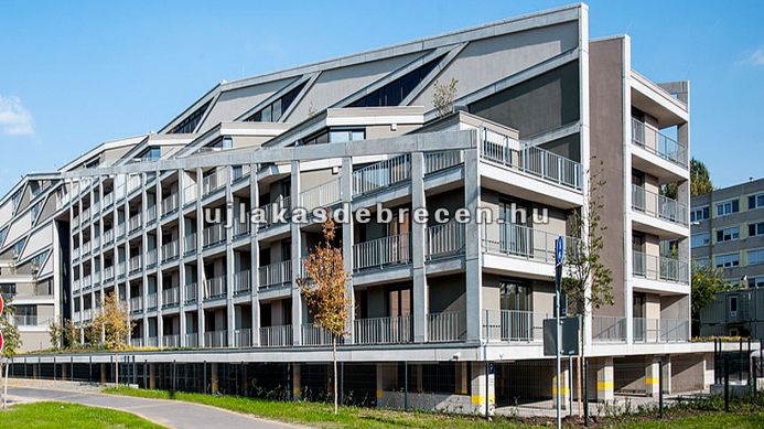 Eladó új építésű 3 szobás 70 m2-es 1. emeleti lakás Debrecenben a Nagyerdő kiemelt övezetében.