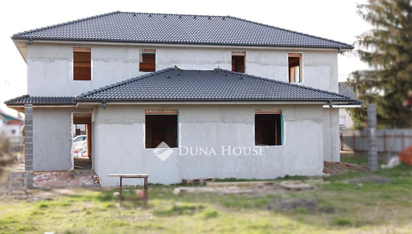 Új építésű ikerház a Homokkertben