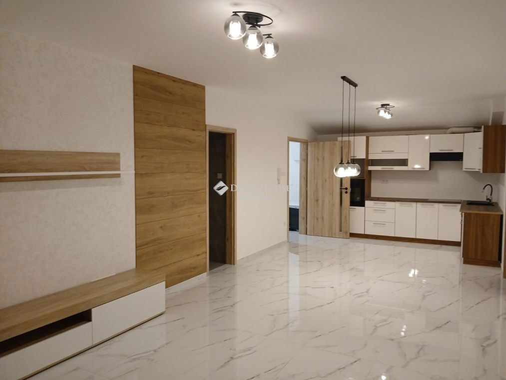 Új építésű 71 nm-es lakás eladó Hajdúszoboszlón